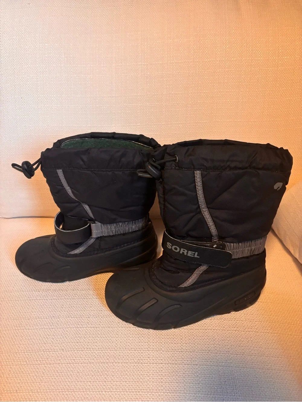 Sorel Kids Black Snow Boots with Velcro and Drawcord